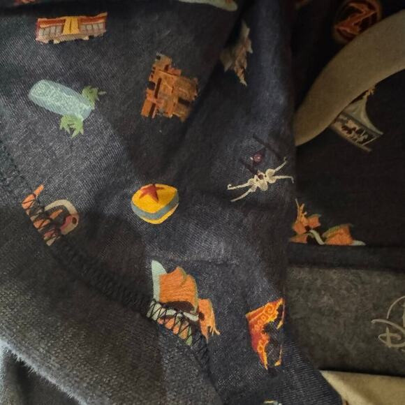 Disney World Parks Map Full Zip Up Hoodie Size 2X Blue Mickey Mouse Hidden - Picture 4 of 9